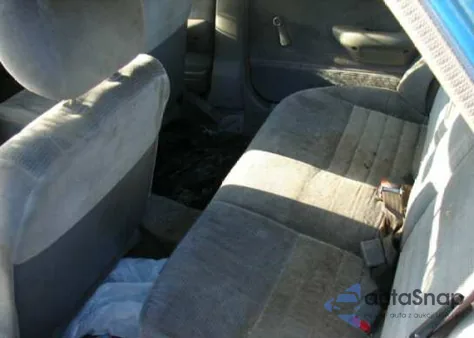 1995 Ford Escort из США, поврежденный, VIN 3FASP13J7SR200719